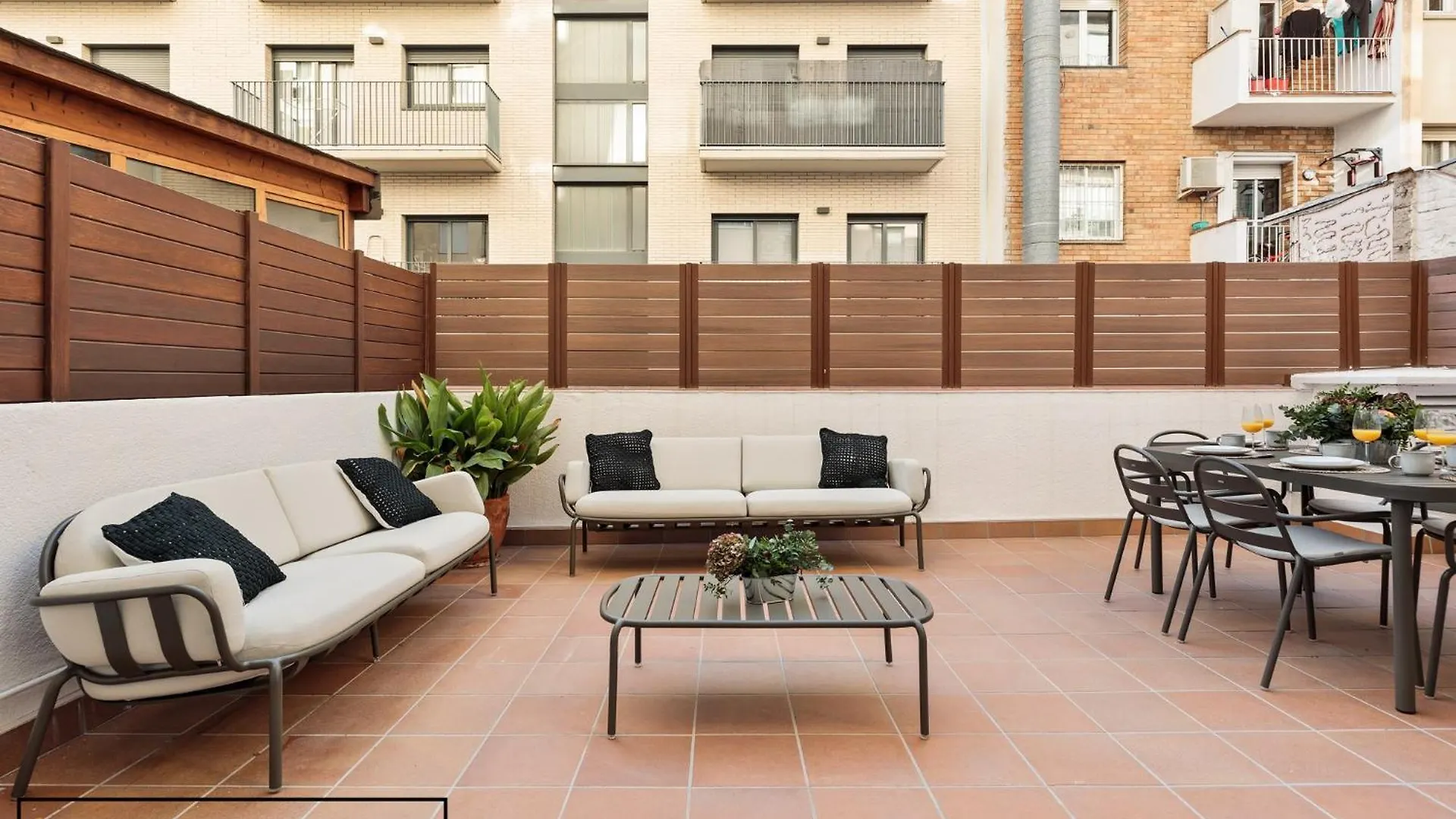 Enjoy Apartments Ecuador Barcelone