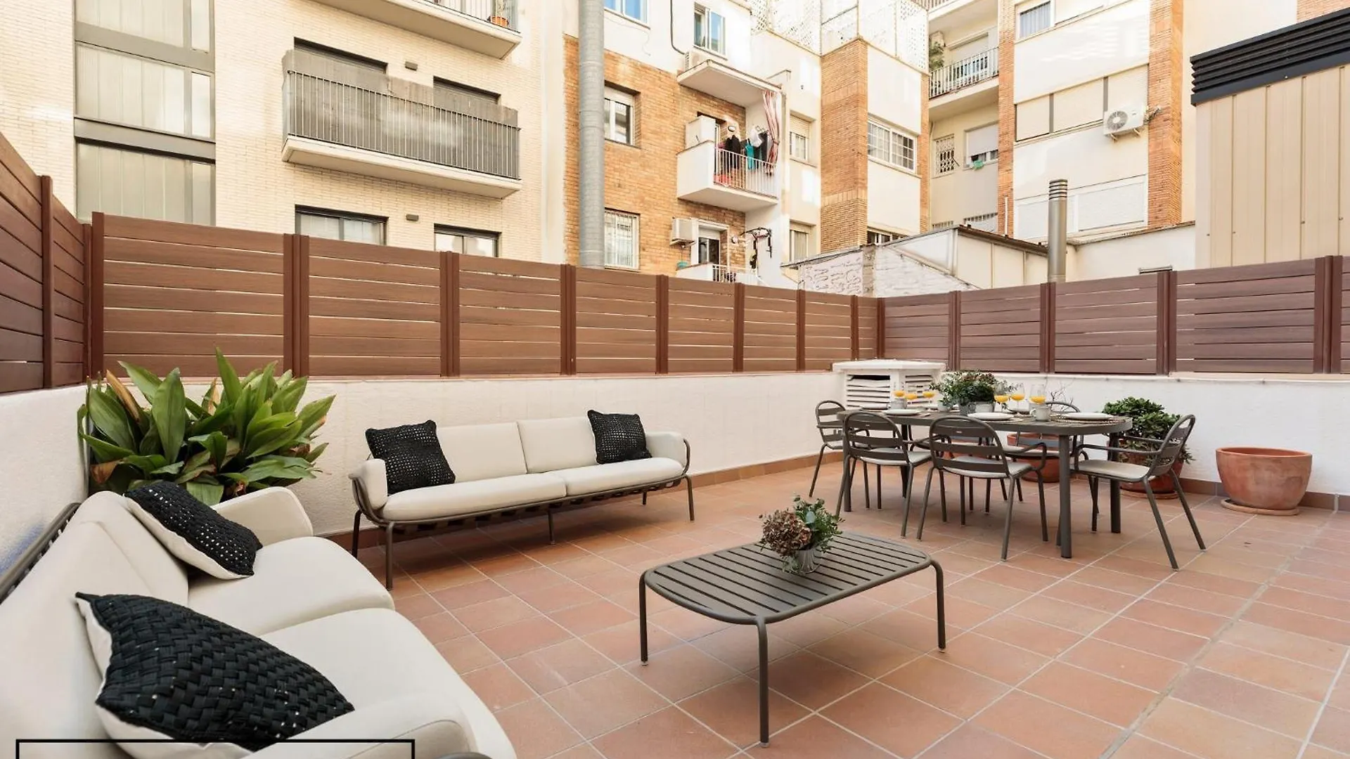 Enjoy Apartments Ecuador Barcelone