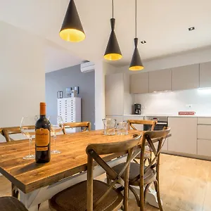 Rent Rambla Catalunya ברצלונה